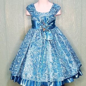 ❤️ Blue embroidered flowers sequins parties wedding